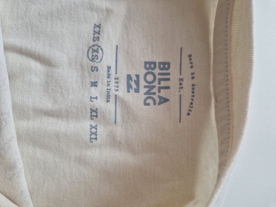 Billabong дамска блуза с къс ръкав