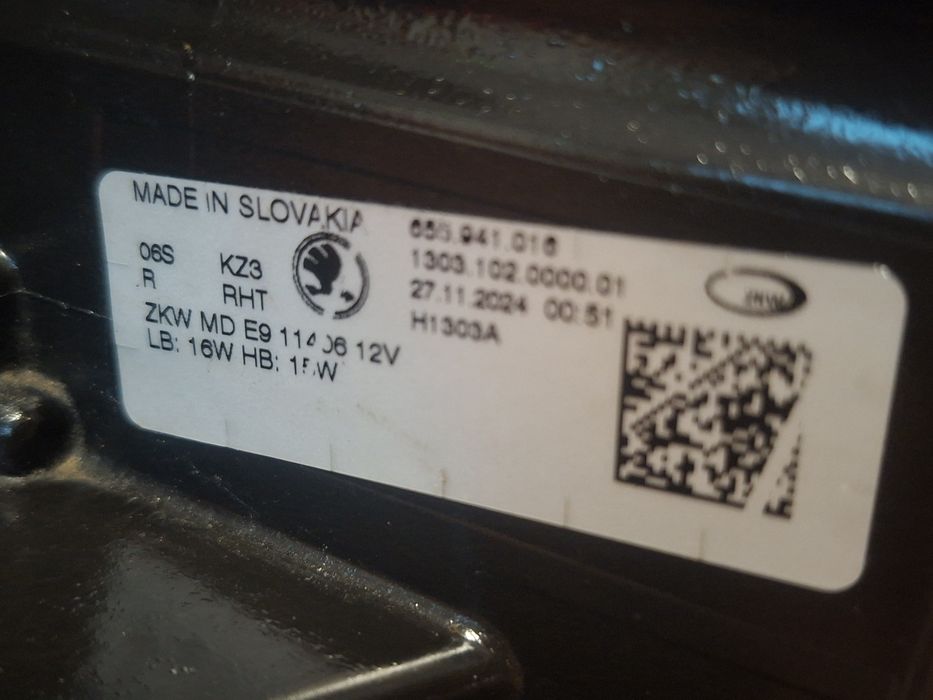 Far dreapta halogen / led skoda skala