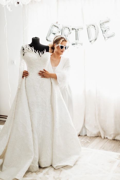 Vand rochie de mireasa