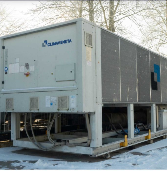 Vand / Inchiriez chiller CLIMAVENETA 642 KW