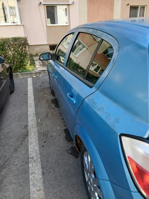 OPEL Astra 2005 — imagine 3