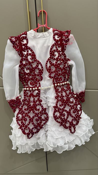 Платье в национальном стиле на 5-6 лет