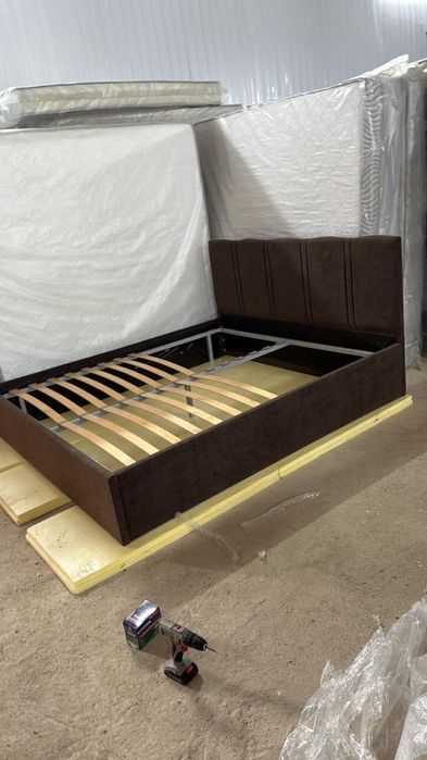 Мебель кровать есть любого размера