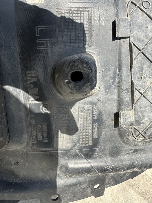 Aparatoare noroi / Carenaj roata stanga / dreapta BMW G11 G12 seria 7