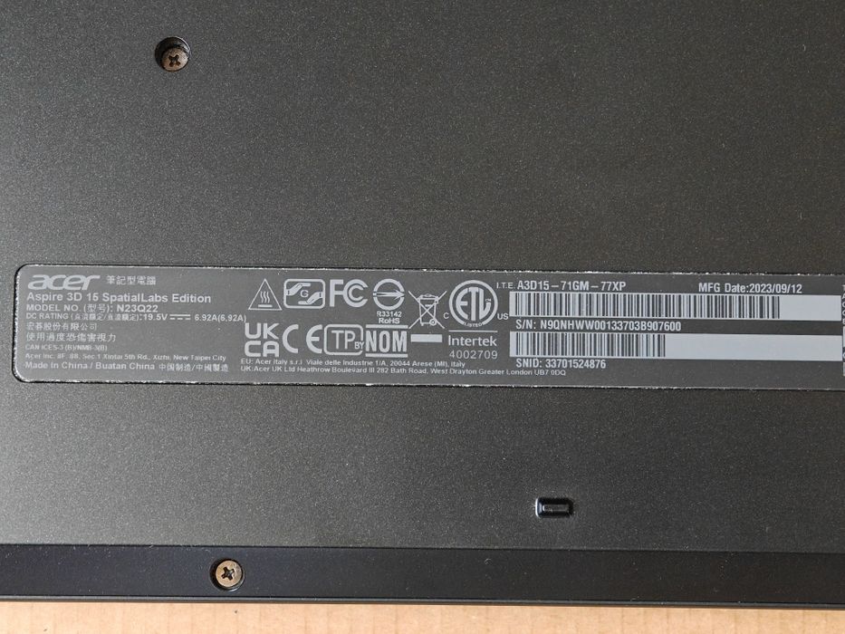 Laptop cu ecran 3D Acer Aspire 3D 15 SpatialLabs A3D15-71GM