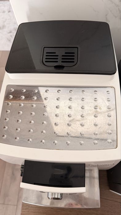 Кофемашина Delonghi