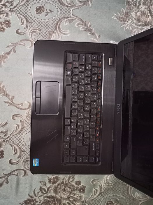 Ноутбук Dell core i3, 8gb ram, Window 10