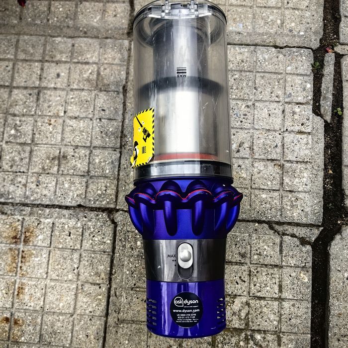 Прахосмукачка Dyson V10