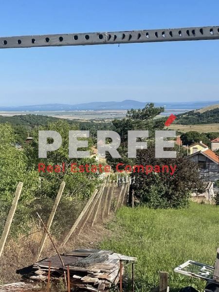 Продава се Къща в с. Изворище, Област Бургас - 40 кв.м за 1525 €/кв.м - Снимка #2