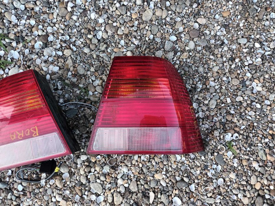 ляв и десен стоп за фолксваген бора седан VOLKSWAGEN BORA