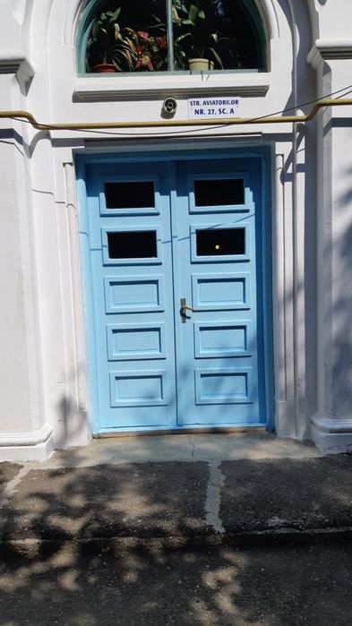 Vând Apartament ,2 camere decomandat et 1 din 3