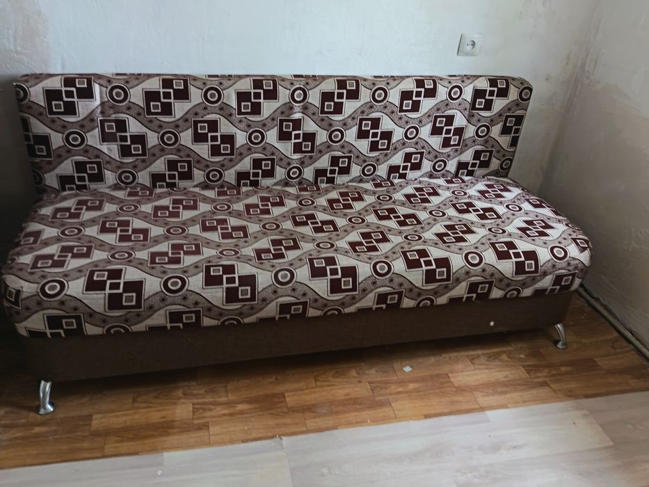 Срочно продам мебель.
