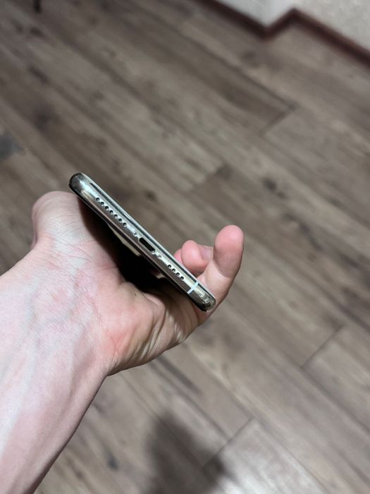 Продам айфон хс макс