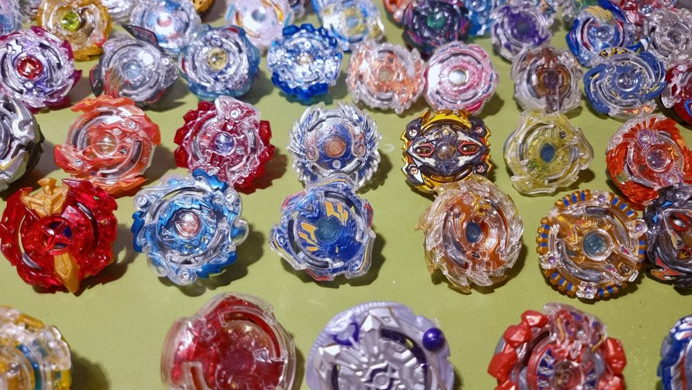 Beyblade Burst Takara Tomy lot