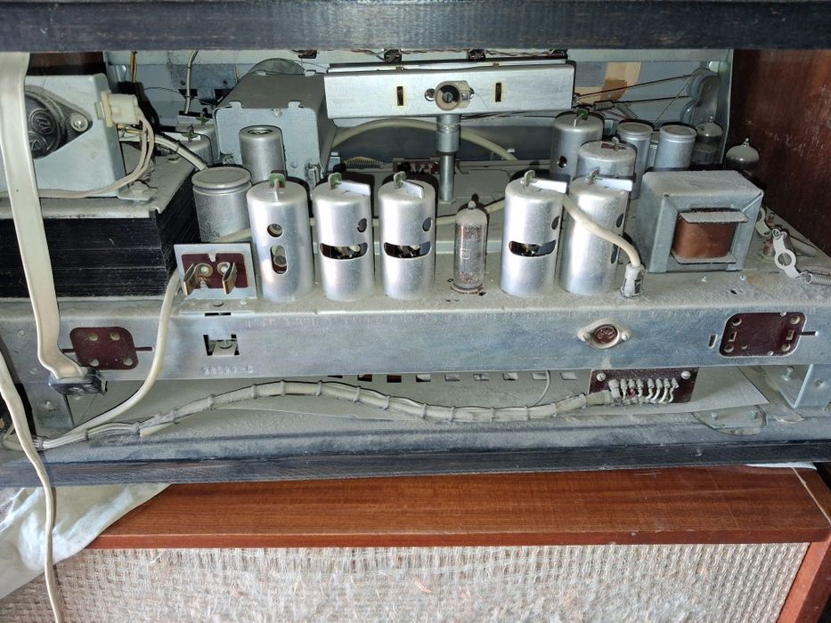 Радиола Эстония 4