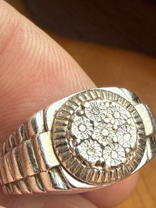 Inel stil Rolex argint aur si diamante