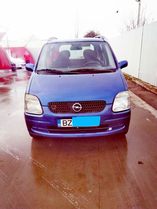 VÂND Opel Agila2002