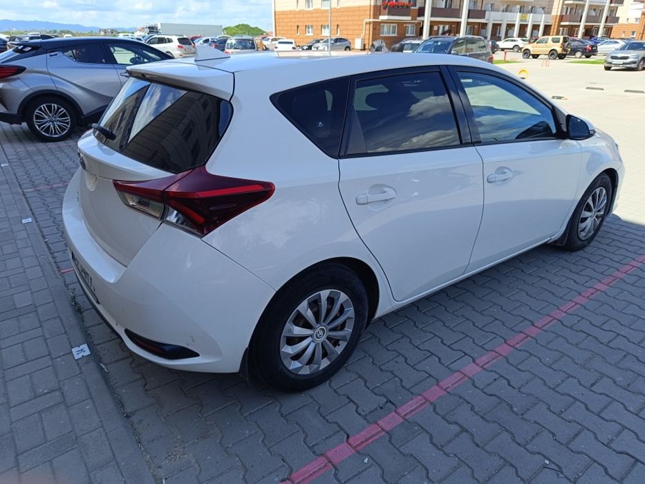 Toyota Auris 2017 Facelift  l  1.4 Diesel  I Euro 6