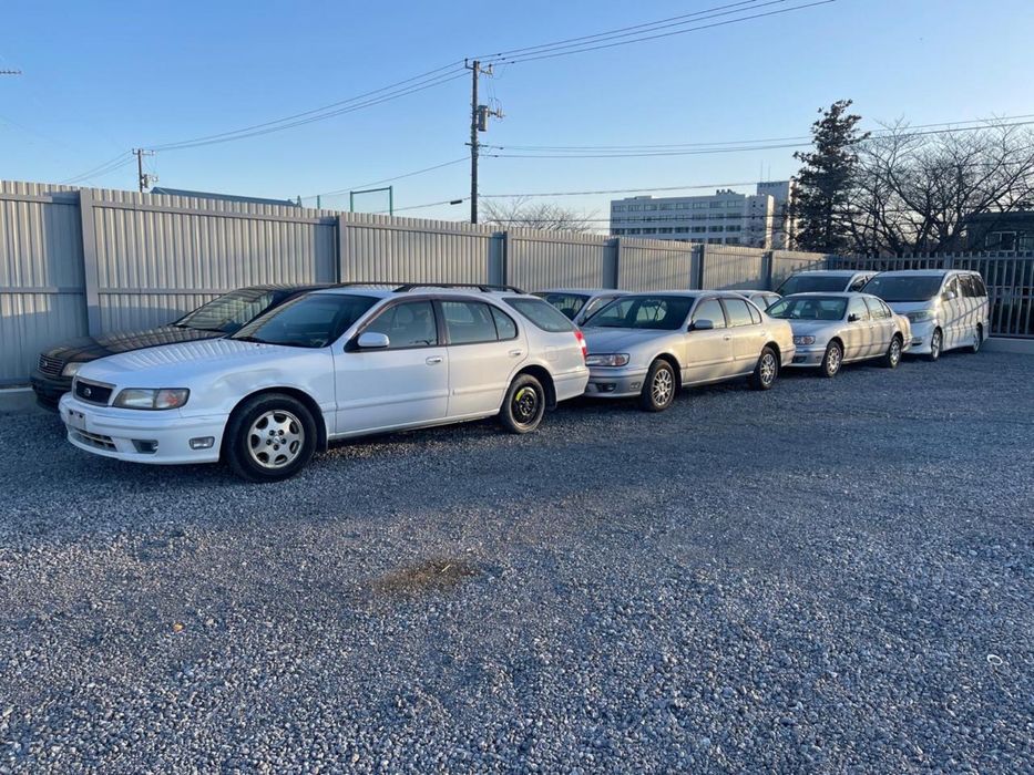 Продам нессан а32-33 на запчасти