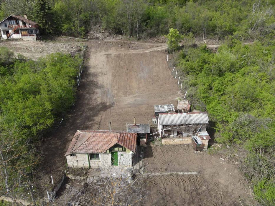 Продава се Парцел в Севлиево - 1001 кв.м за 10 €/кв.м - Снимка #2