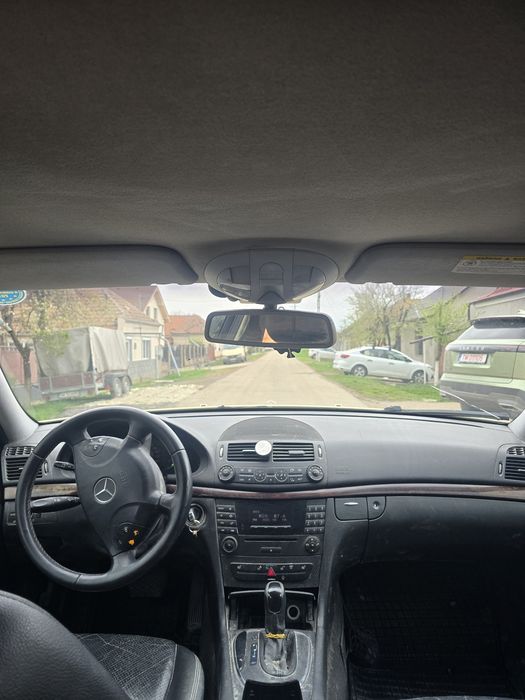 Mercedes E200 CDI Automat – motor bun, preț mic