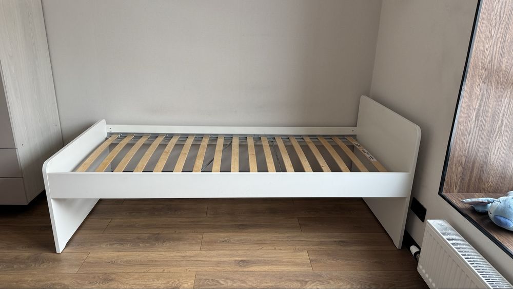 Продам 2 кровати ikea