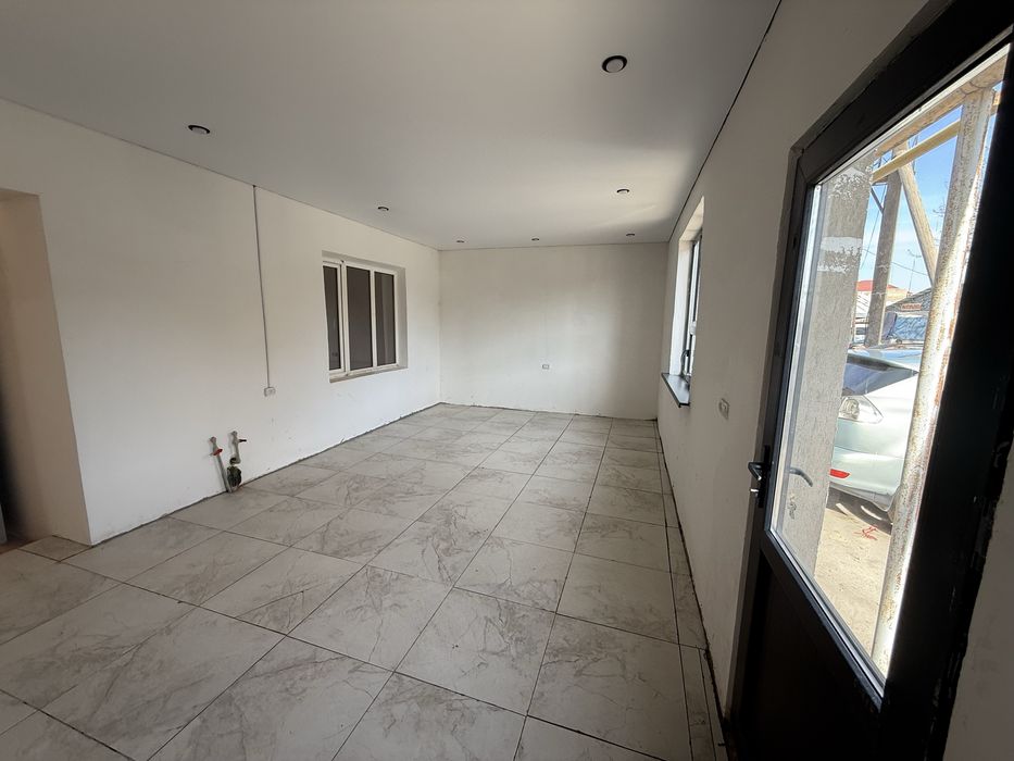 Сдается помещение в аренду перед базаром