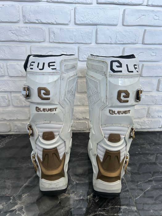 Cizme enduro/motocross/atv  Eleveit X-Legend – mărimea 44