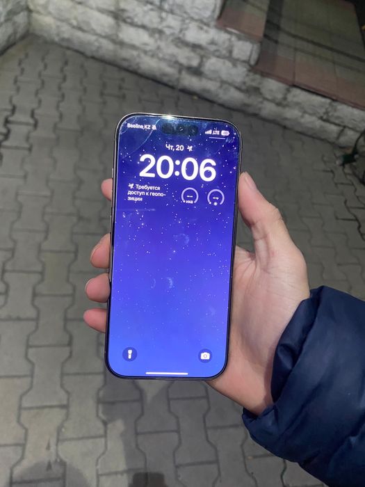 Продам Айфон 16 про, 256 гб