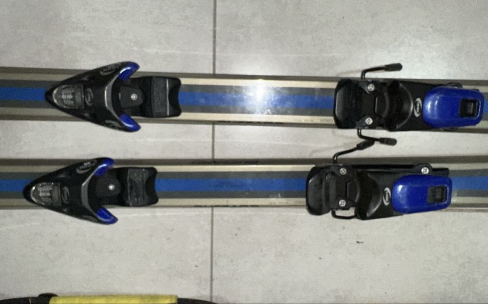 Продам лыжи с ботинками