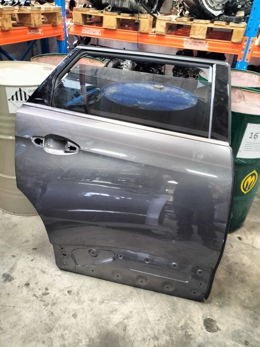 Задна дясна врата Peugeot 5008 / Пежо 5008 2023г.