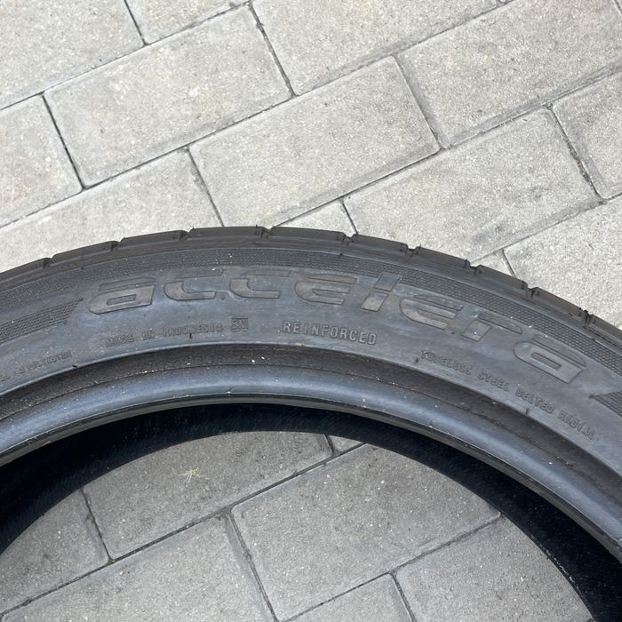 2бр. Гуми 285/40/22