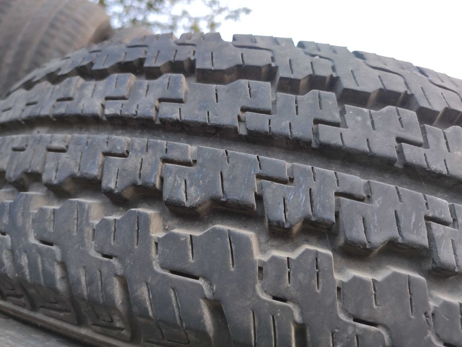 2бр Летни гуми за БУС 185 R 14 C - Кумхо