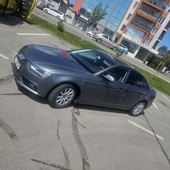 AUDI A4-AUTOMAT-B8- S-Line Limousine Berlina