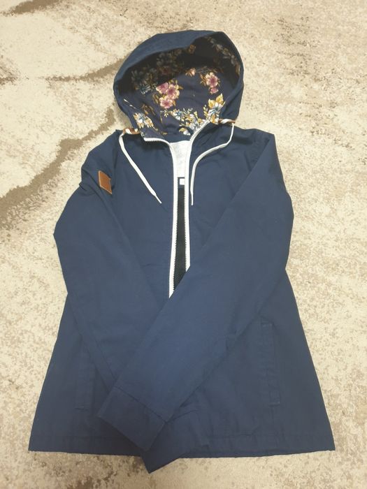 Geaca Softshell, XS, stare perfecta, 50 lei