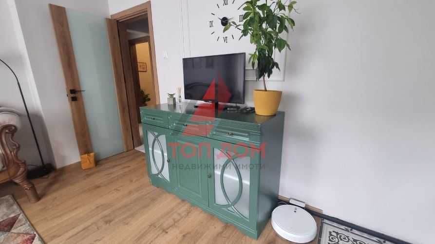 Дава се под наем Двустаен апартамент в Варна, Център - 55 кв.м за 867 € - Снимка #3