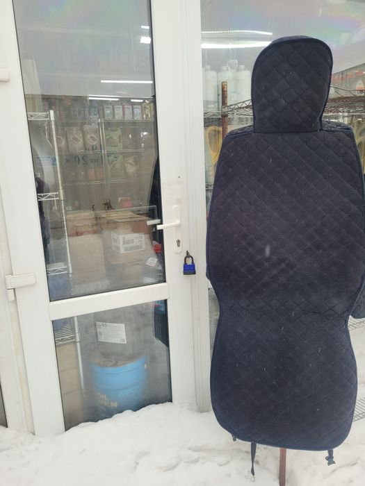 Чехлы  в хорошем  состоянии