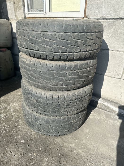 Продам летние шины 265/65/R17