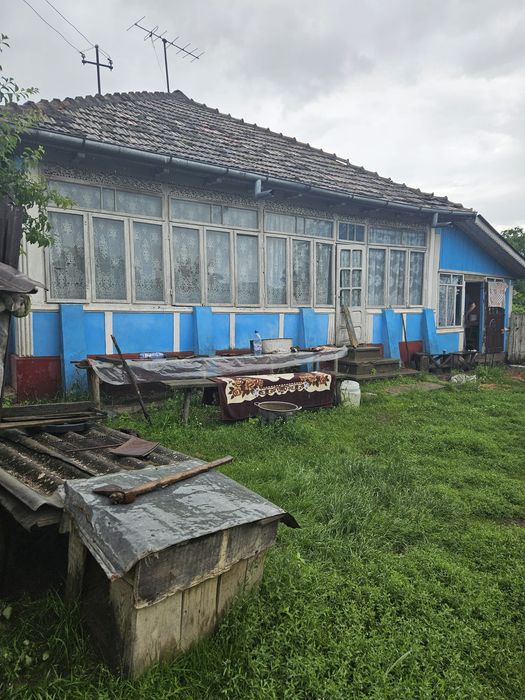 Casa bătrânească costuleni