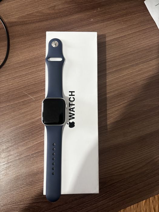 Смарт-часы Apple Watch SE GPS Gen.2 2024 S/M 40 мм серебристый-синий