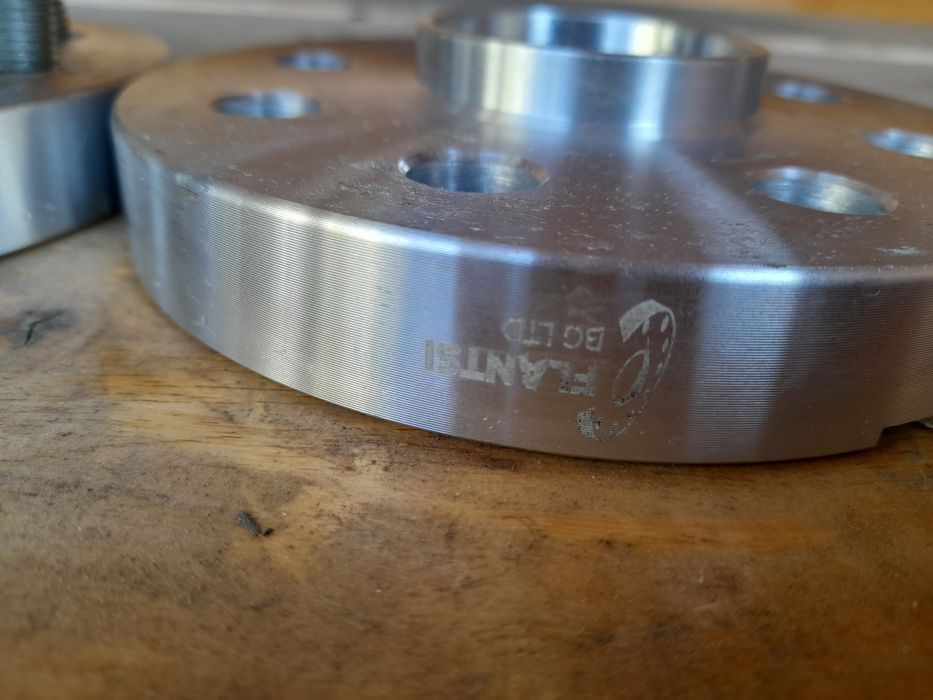 Фланци 4х100 + болтове