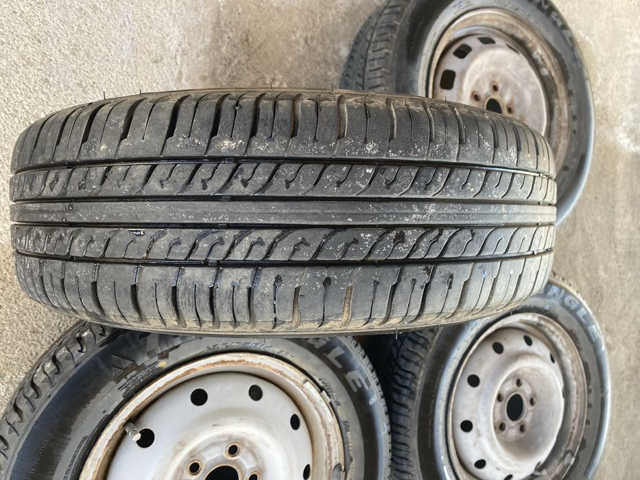 Летние шины от Triangle с дисками 185/70 R14