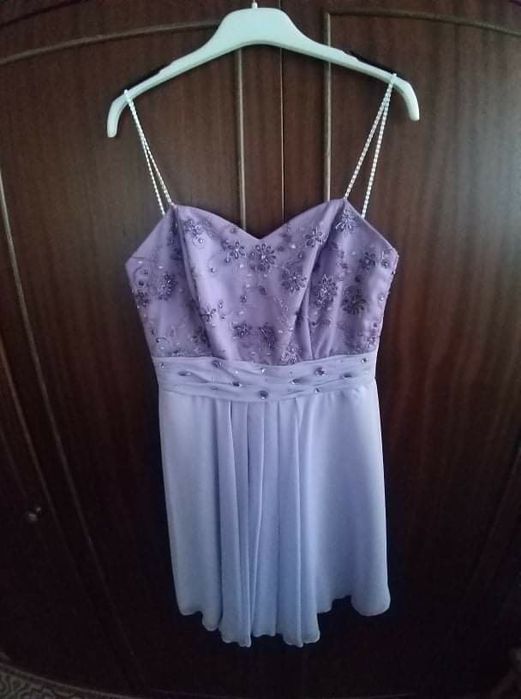 Бална       рокля