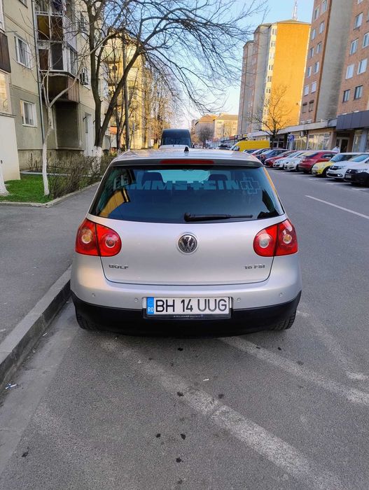 Vând Volkswagen Golf 5 Tour