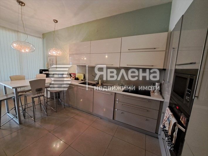 Дава се под наем Тристаен апартамент в Варна, м-т Евксиноград - 97 кв.м за 1000 € - Снимка #3