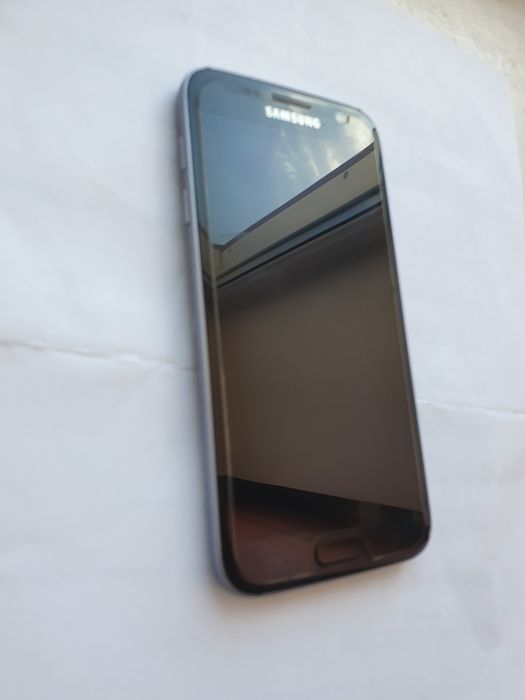 Продам самсунг S7 отличном состояние