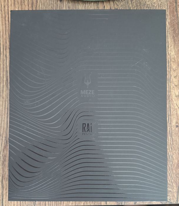 Слушаки Meze Audio RAI Penta – почти нови, топ Hi-Fi IEM