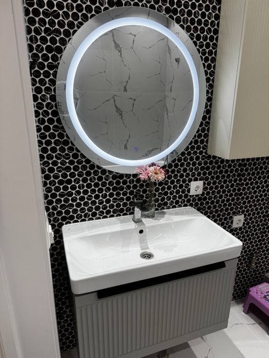 Зеркало с подсветкой