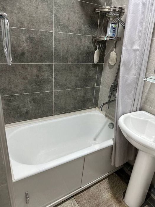 2 Комнатная Буз Базар 2 , Кирпич