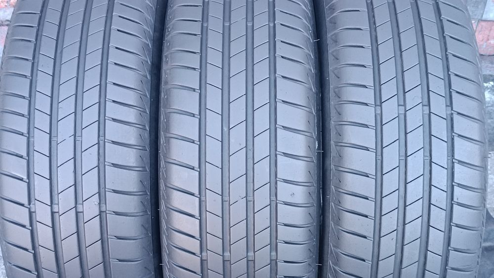 195/65/15 Bridgestone Дот 3923